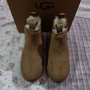 UGG Chelsea Boots